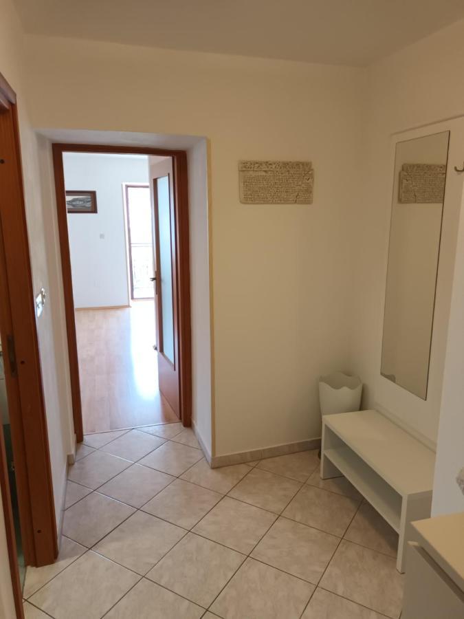 Apartments Dorcic Baska  Ngoại thất bức ảnh